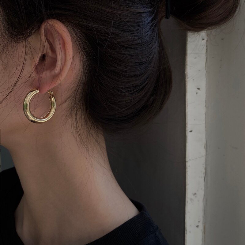 AENSOA minimalistyczne duże koło geometryczne okrągłe duże kolczyki koła dla kobiet dziewczyna kolczyki ślub impreza biżuteria biżuteria punkowa