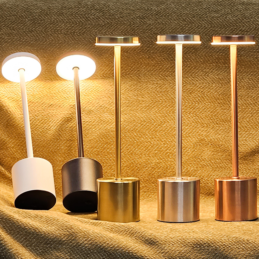 USB oplaadbare LED tafellamp aanraakschakelaar drie kleuren metalen bureaulamp bedlampje hotelbar slaapkamer decoratie nachtlampje