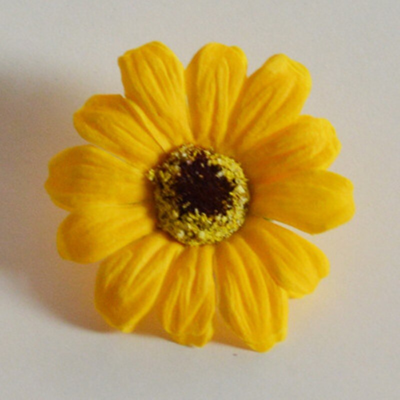 50PCS Soap Flower Artificial Flowers Little Daisies Sun Flower Flower Head Bouquet Making Box With Florist Materials: gold yellow