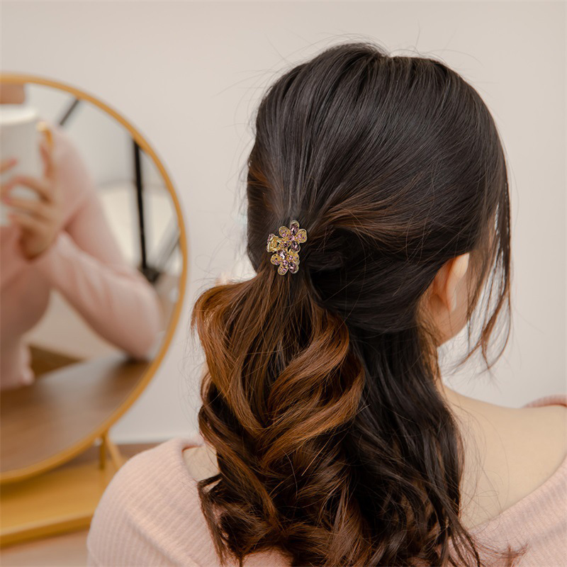 Clip de agarre para el cabello con flores brillantes para mujer, nueva , aleación de diamantes de imitación, horquillas elegantes para cola de caballo de verano, accesorios para el cabello