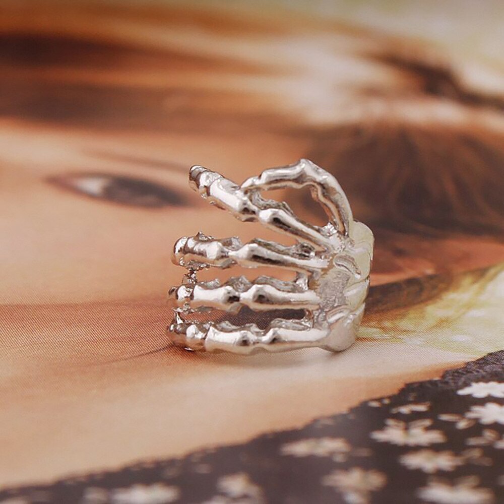 Punk Old Silver Color Skeleton Finger Hand Stud Earring Clip Ear Cuff Punk Skull Hand Shape Ear Cuffs Studs Earring 1PC