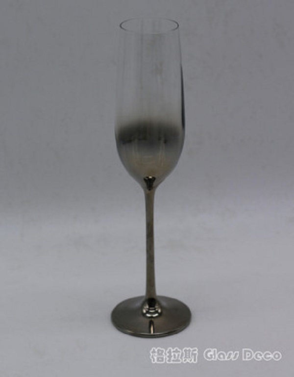 The sense of silver plated metal lead-free crystal wine showroom decoration Home Furnishing wine goblet: 2