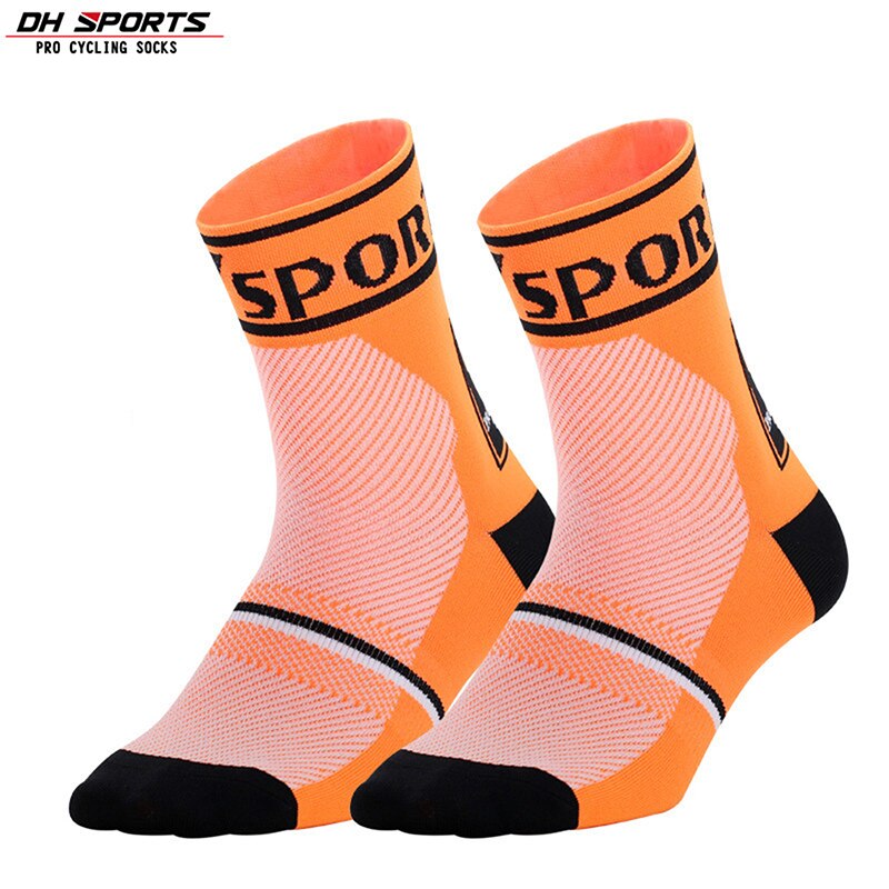 Outdoor Cycling Breathable Socks Running Basketball Sports Non-slip In-tube Socks Durable Wear-resistant Sweat-absorbent Unisex: Orange / S