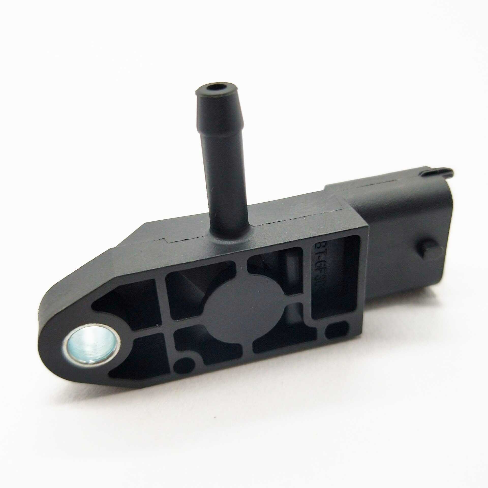 SMD Manifold Pressure Sensor MAP Sensor For Nissan Dacia Duster Logan Sandero 1.5 223657266R 0281002593