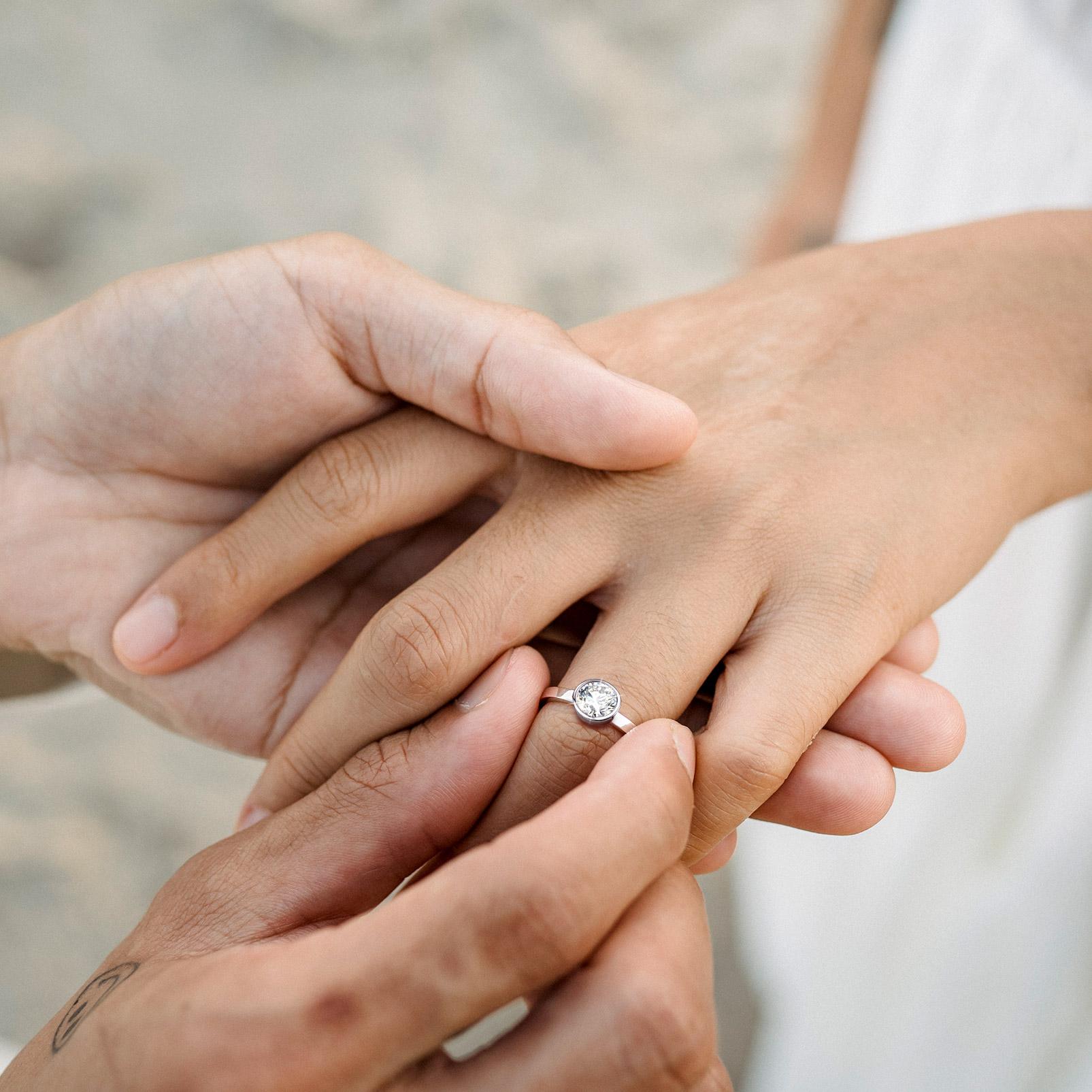 Anillos de boda de Plata de Ley 925 para mujer, talla 5 -12, cristal blanco y negro, Halo CZ, joyería delicada de aniversario, para ella QC25