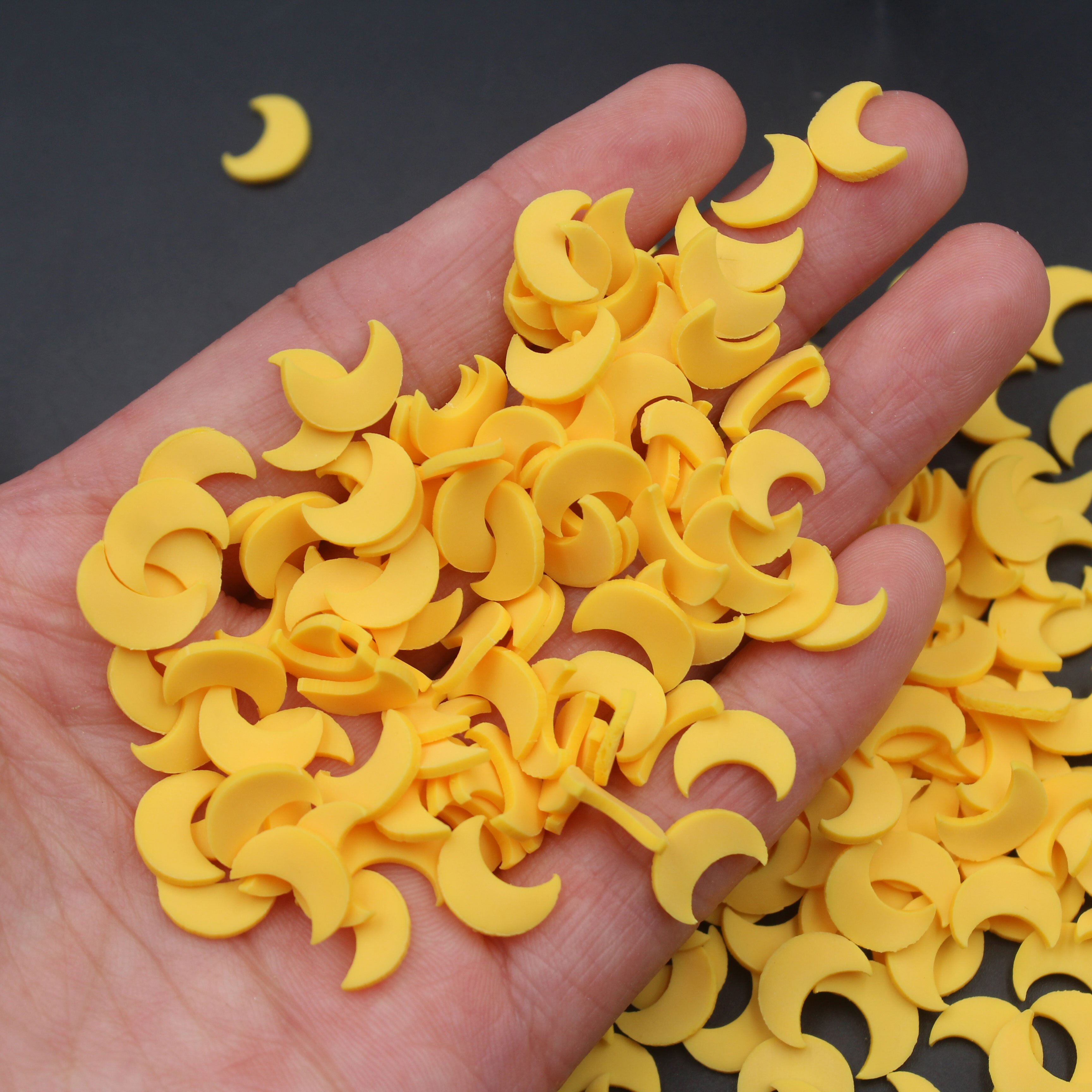 100 g/partia żółta gwiazda księżyc plastry glina polimerowa gwiazda miękka ceramika na zabawka robić dekoracji DIY rzemiosło wypełniacz akcesoria