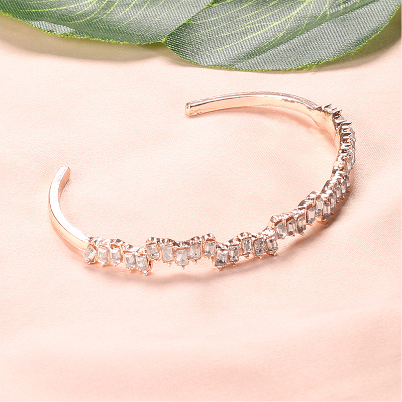 Trendy dame / pigesrose guldfarve klare østrigske krystal twist armbånd & armbånd smykker: Hh1254