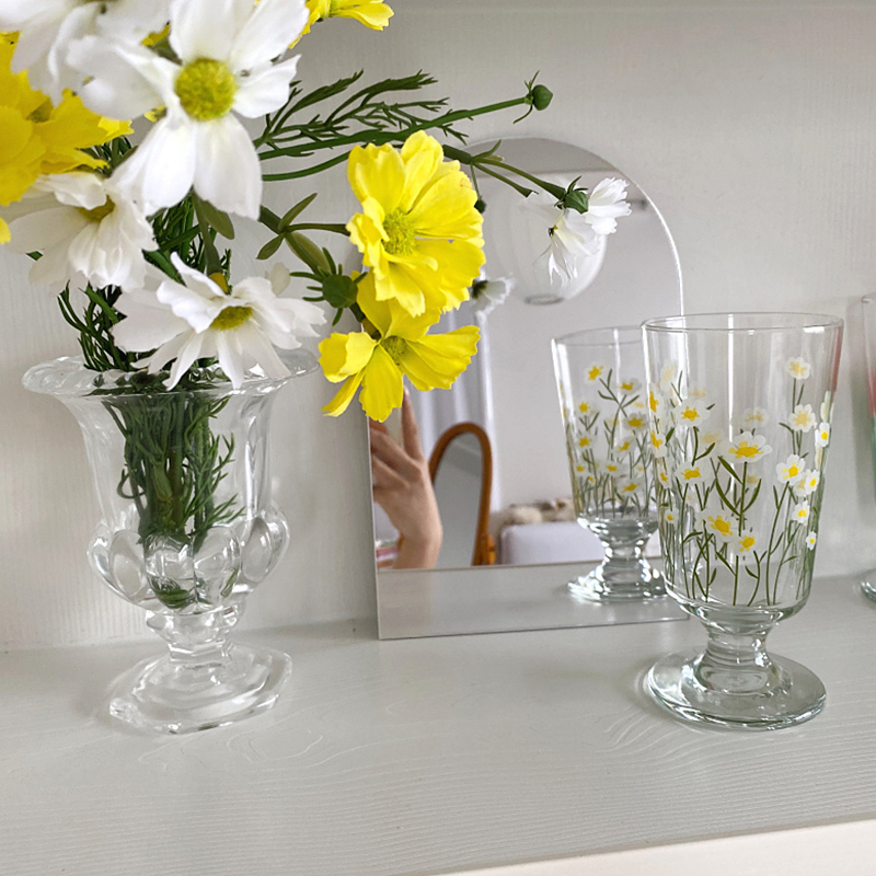 Clear Acrylic Mirror Irregular Edge Desktop Makeup Mirror Bedroom Decorative