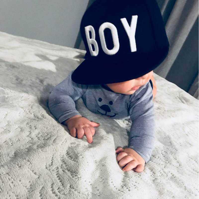 Lente zomer baby jongen hoed kinderen kinderen baseball pet jongen letter baby hoed buiten strand sport zonnehoeden hiphop snapback petten