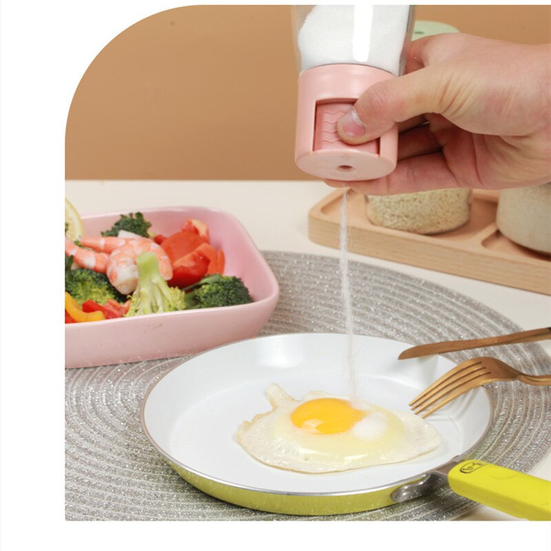 0.5g Metering Salt Shaker Push Sugar Bottle Spice Pepper Shaker Duster Salt Dispenser Seasoning Organizer Condiment Dispenser
