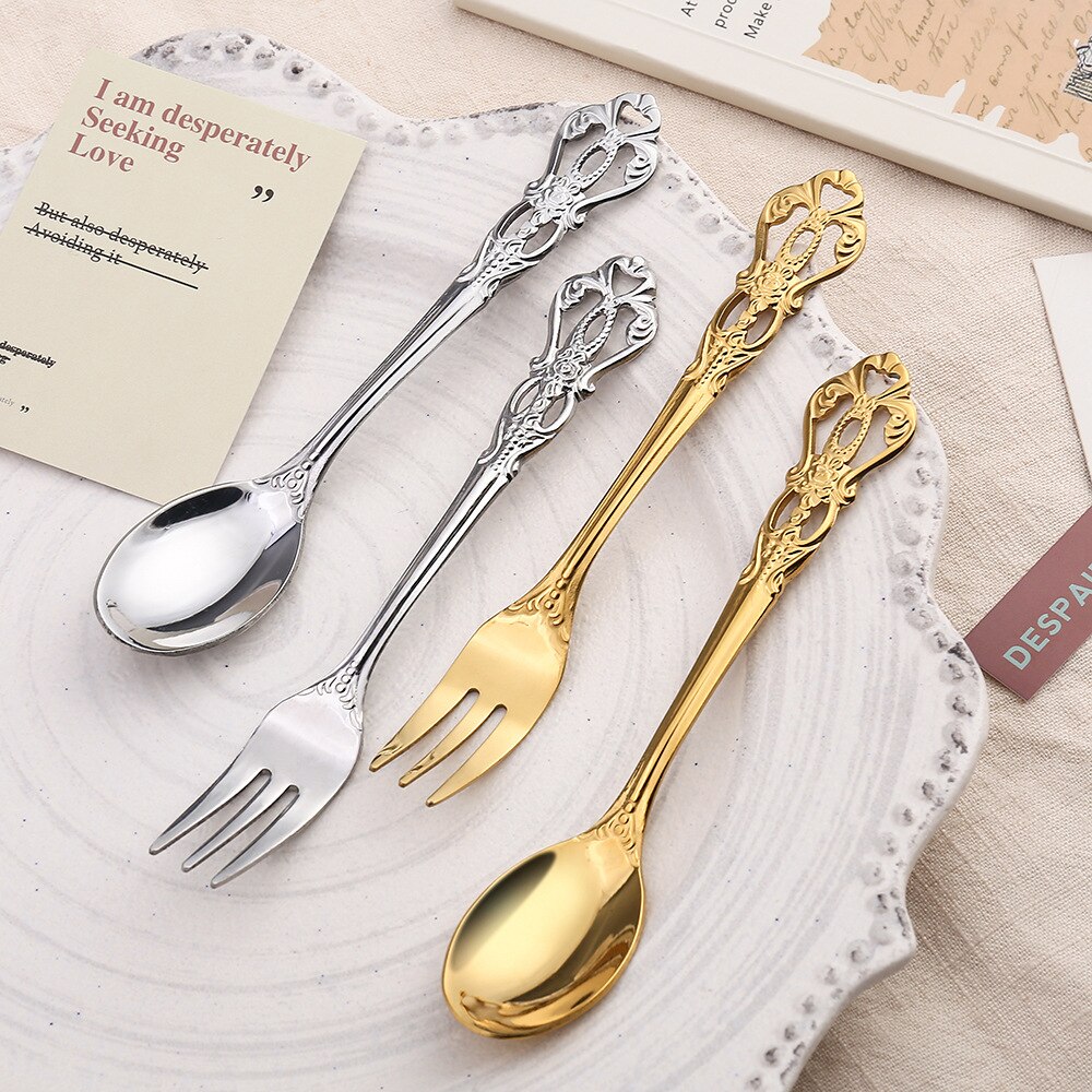 Stainless Steel Retro Spoon European Embossed Gold-plated Spoon Fork Hollow Coffee Spoon Dessert Fork Wedding Tableware Set