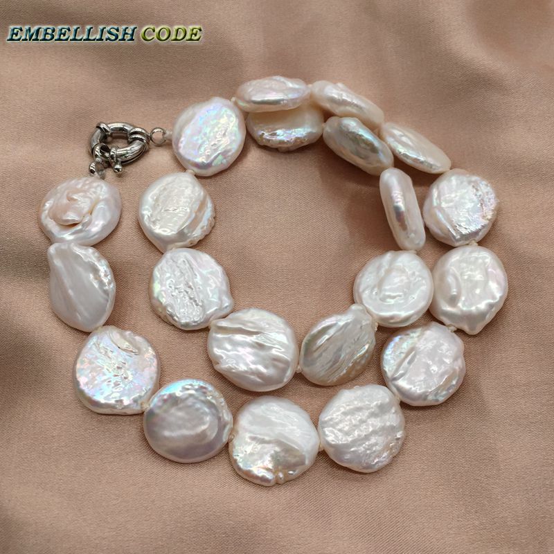 Ongebruikelijke barokke pearl choker statement ketting witte kleur ronde coin platte vorm natuurlijke zoetwater parels vouw gezicht 50 cm 58 cm