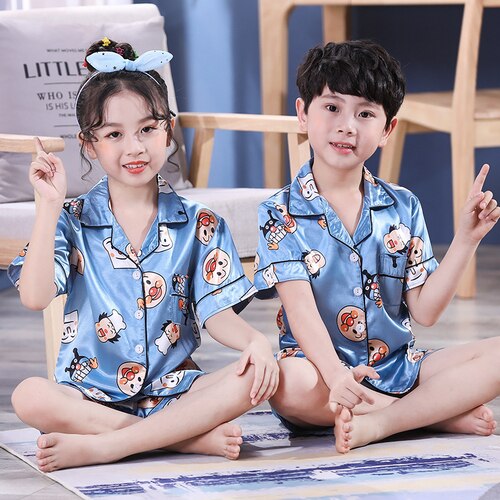 Kinderen Pyjama Satijn Zijden Pyjama Set Kinderen Baby Boy Meisje Kleding Zomer Korte Mouw Tops + Shorts cartoon Nachtkleding: 115 / 12 (120-130cm)