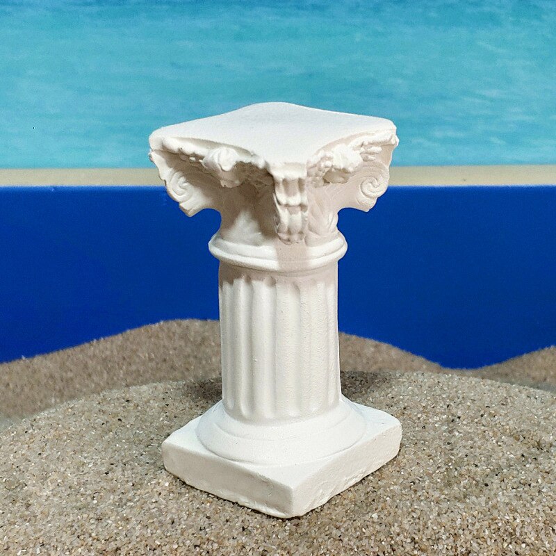 Garden Decoration Resin Roman Column Sculpture Europe Classical Architecture Mini Roman Column Statue Shooting Scene Decor: Beige
