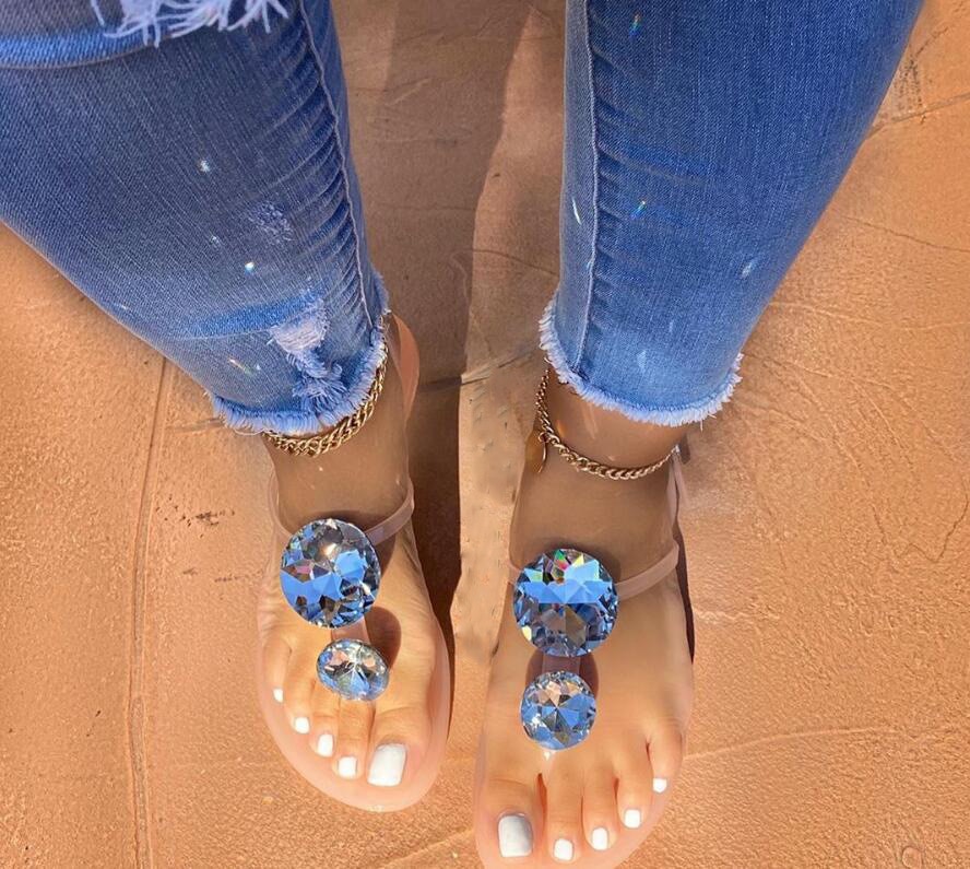 Lager Size Women Sandal Summer Explosion Diamond Woman Sandals Female Crystal Slippers Jelly Shoes Flat with Beach Shoes