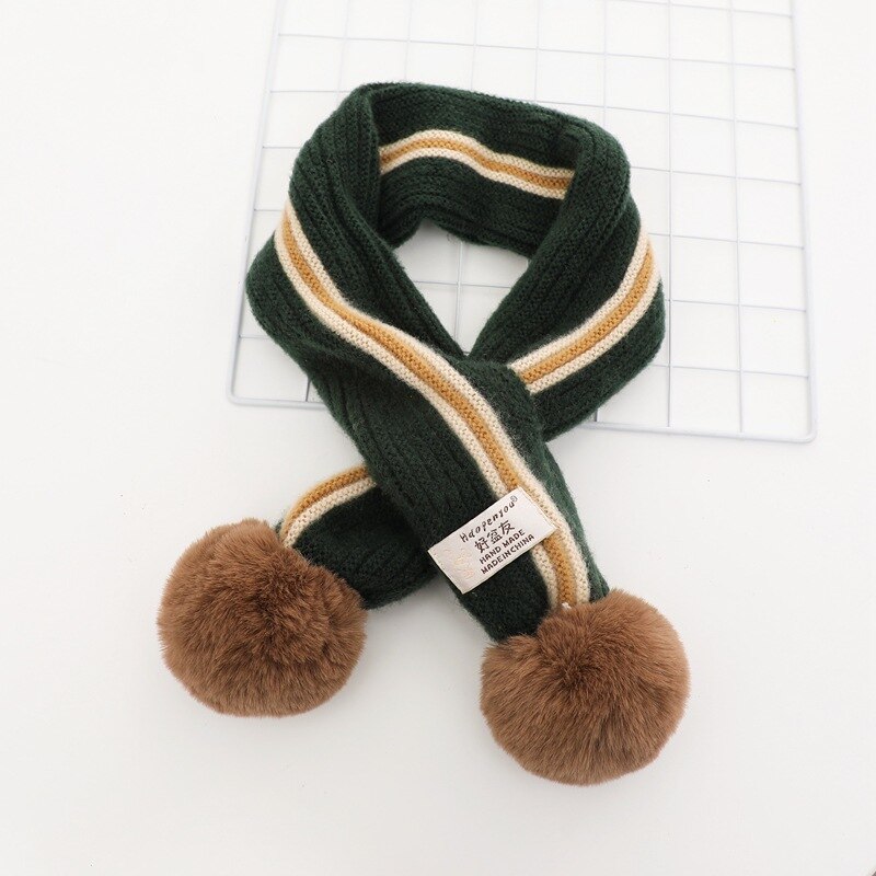 Wiosenne dziewczynki z miękkiej dzianiny szale z pomponami jesienno-zimowa nowe chłopięce dziewczęce kołnierze na szyję dla dzieci ciepłe dziecięce apaszki: ciemny zielony w paski