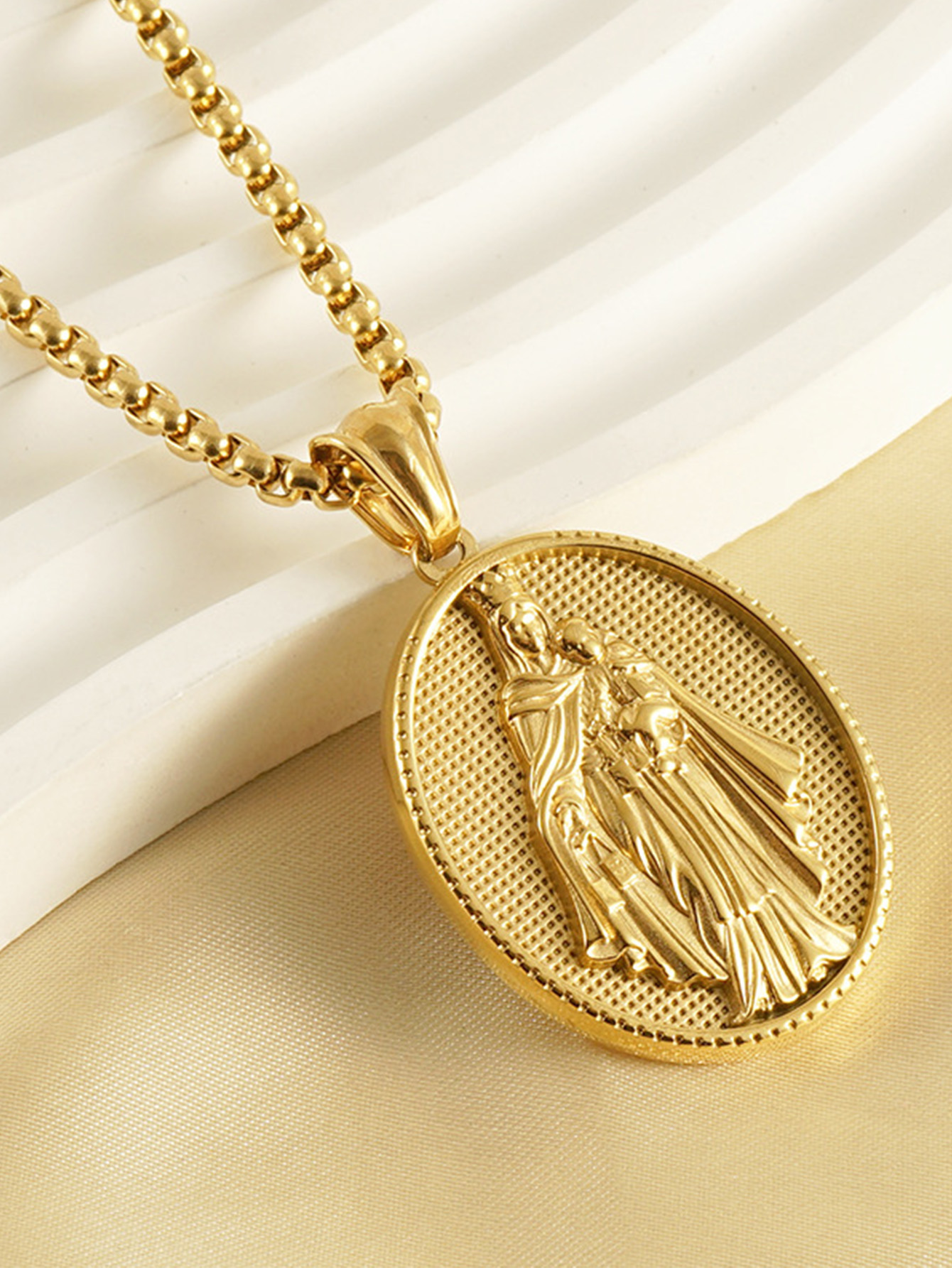 Modieuze Roestvrijstalen Ketting Voor Vrouwen Mannen Westerse Mythologie Mens Vorm Kruis Hanger Ketting