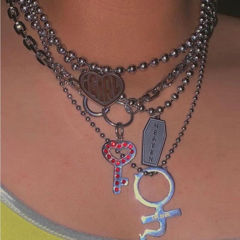 100% in Acciaio Inox Femminile Simbolo Internet Ragazza Lei Diavolo Igirl Dei Monili Della Catena Della Collana Del Choker per Le Donne Streetwear Pesante Gotica