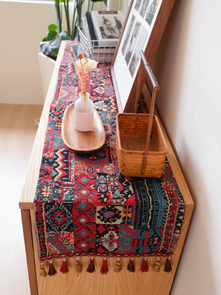 Bieżnik na stół w stylu klasyczny boho z bawełny i lnu z frędzlami, dekoracja robić domu, kuchni, jadalni, etniczna flaga na stół, obrus, ręcznik.