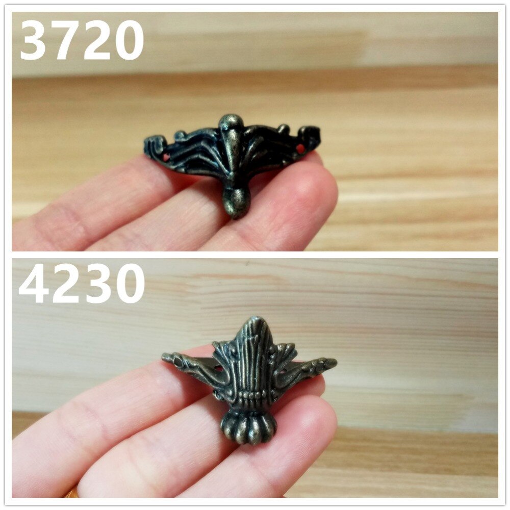 4 st 37*20mm/42*30mm antik mässing vintage brons smycken kista träfodral dekorativa fötter ben möbelhjul med skruvar