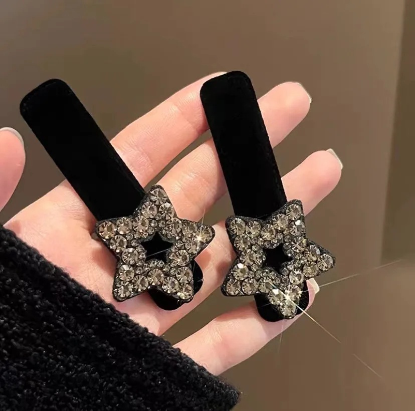 Elegante Samt-Haarnadel mit Strasssteinen für Damen, seitlicher Pony und Hinterkopf-Haarschmuck, hochwertige Haarklammern: Weiß