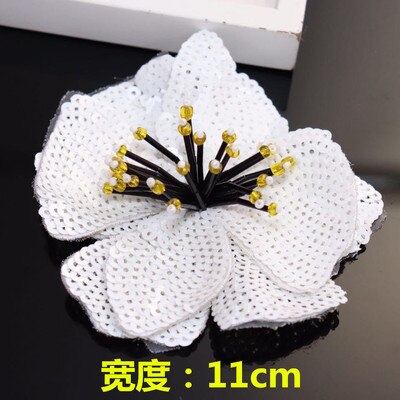 2 Stuks Bloem Pailletten Kralen Patch Applique Vintage Geborduurde Naaien Patch Accessoires Voor Kleding Mode Decoratie Patches: WHITE