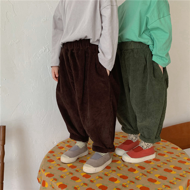 Kinderen Pure Kleur Corduroy Broek Jongens En Meisjes Zachte Losse Comfortabele Radijs Broek