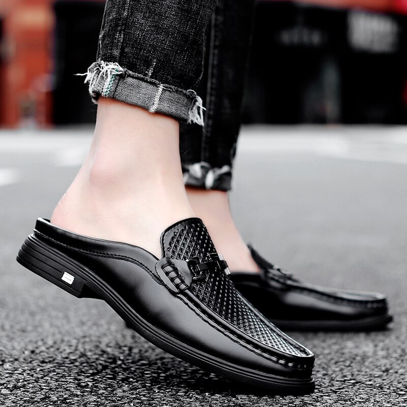 Medias zapatillas de verano para hombres, cómodas zapatillas de exterior para hombres, zapatos de cuero con agujeros, zapatos de conducción informales, zapatos de cuero, zapatillas de deporte