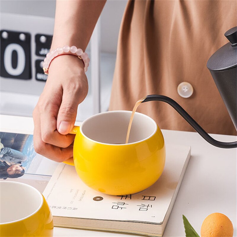 Taza redonda de amarilla, herramienta de beber de cerámica ecológica moderna para oficina, té, leche, café, taza de 350ml, venta directa, J494