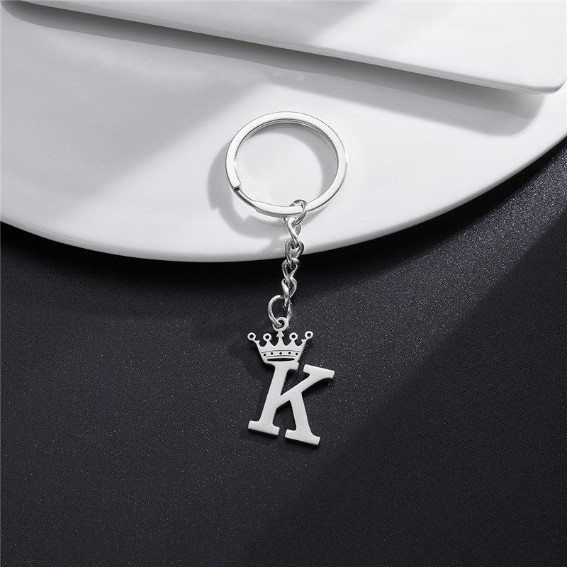 Llaveros con colgante de letras de A-Z de acero inoxidable con corona DIY única para hombres y mujeres, llavero de 26 alfabeto para coche, llaveros de joyería con nombre,