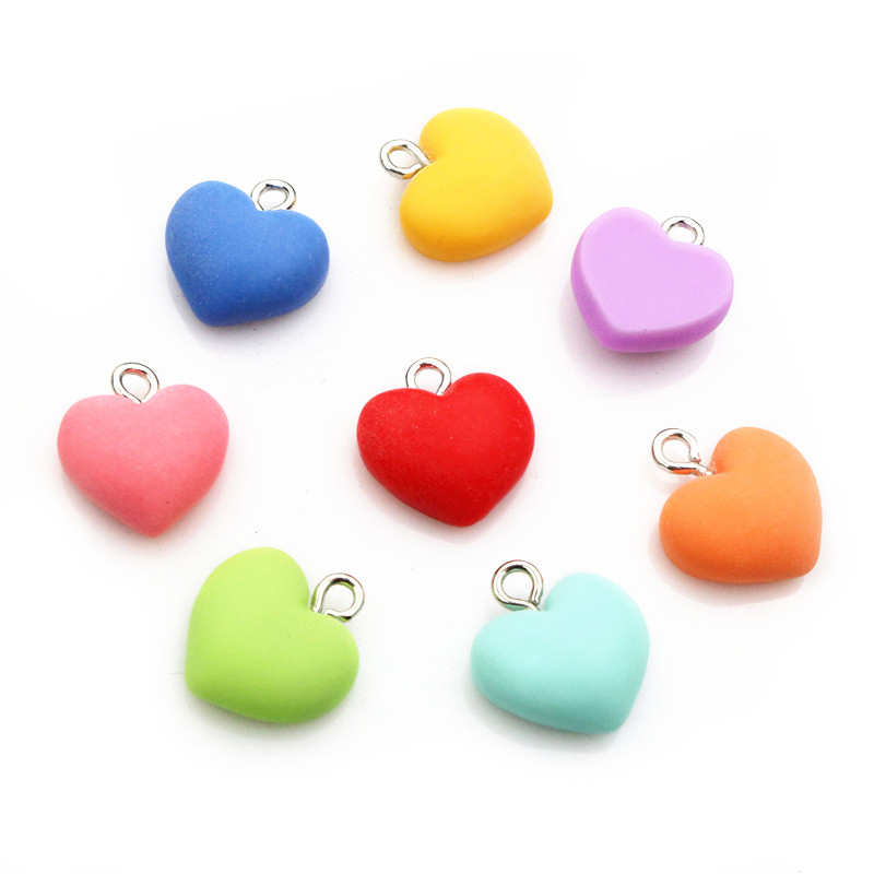 10Pcs colores aleatorios variados estrella corazón pastel amuletos resina brillo lindo collar llavero colgante DIY llavero haciendo Accesorios