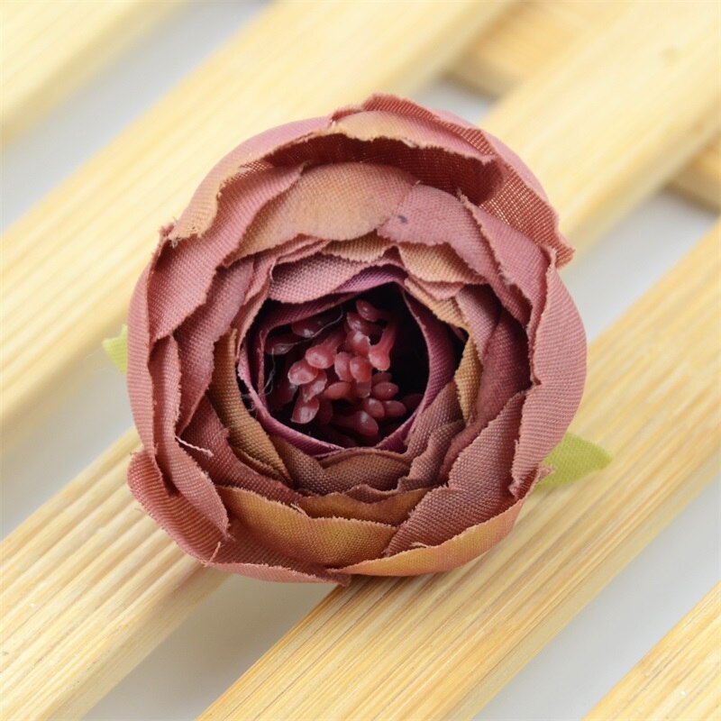 30 st 3.5cm mini konstgjorda rosknoppar snittblomma huvud bröllop juldekoration gör det själv sreath hantverk blommor tillbehör: Gradvis brun