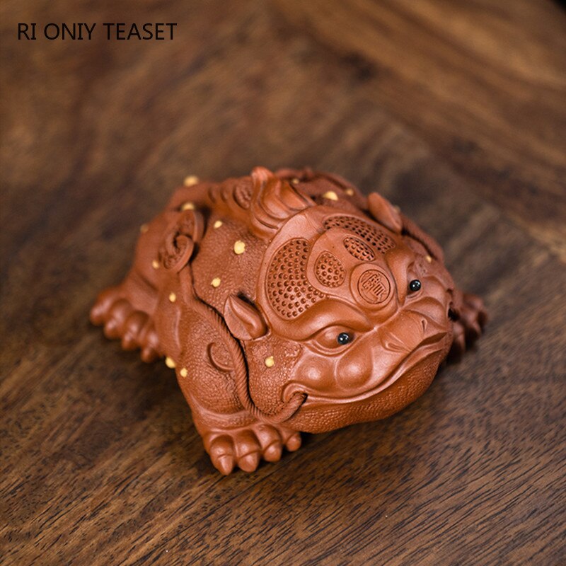 Chinese Lucky Fortune Golden Toad Statue Ornaments Yixing Purple Clay Tea Pet Handmade Sculpture Tea Set Decoration Tea Ceremony