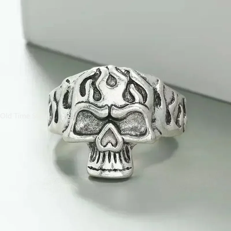 Bague ouverte vintage pour homme et femme, bague homme exagérée, fantôme européen, roi, crâne, tendance,: GRIS