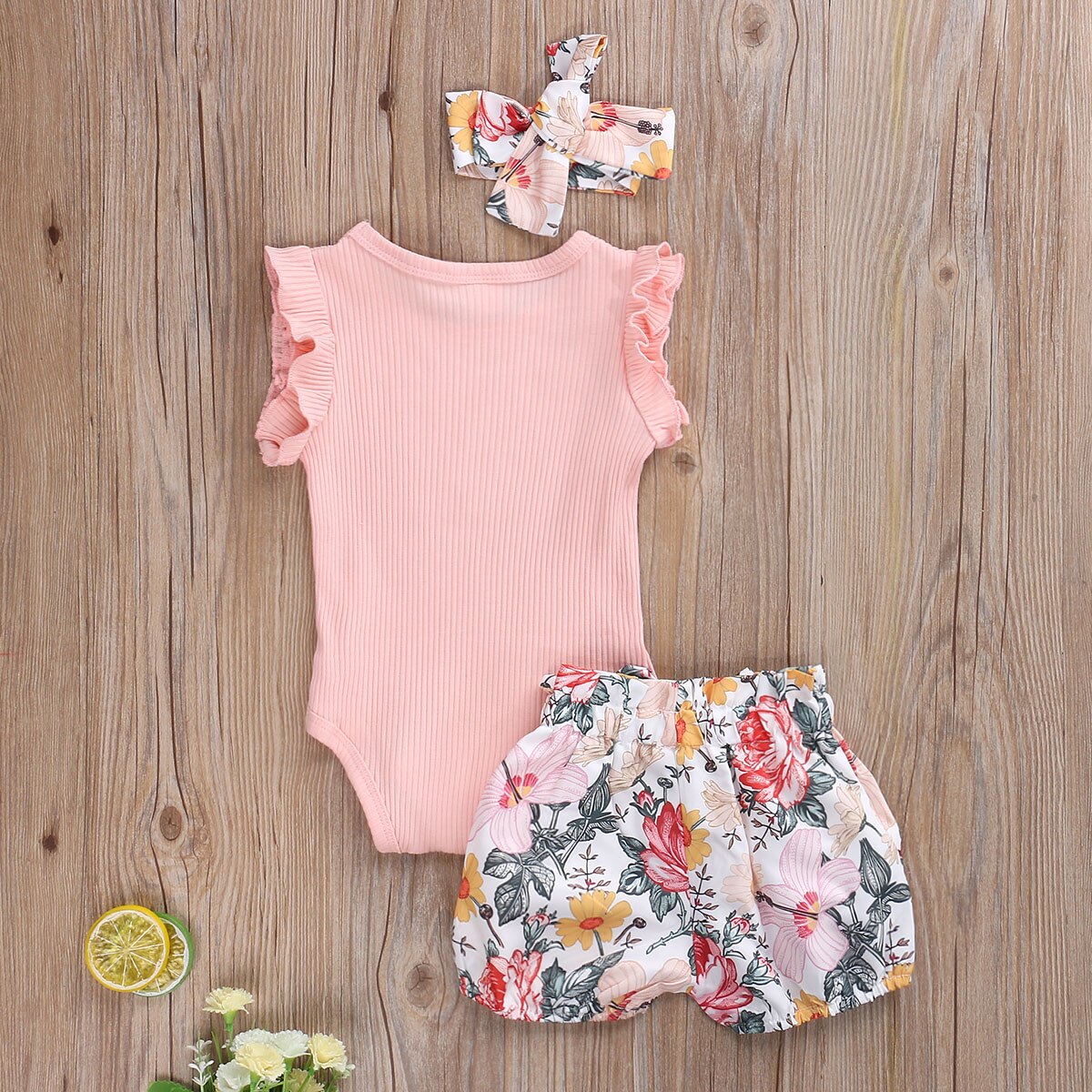 Mise au point 0-24M été filles garçons vêtements ensembles volants Shorts manches barboteuse Shorts floraux bandeau 3 pièces