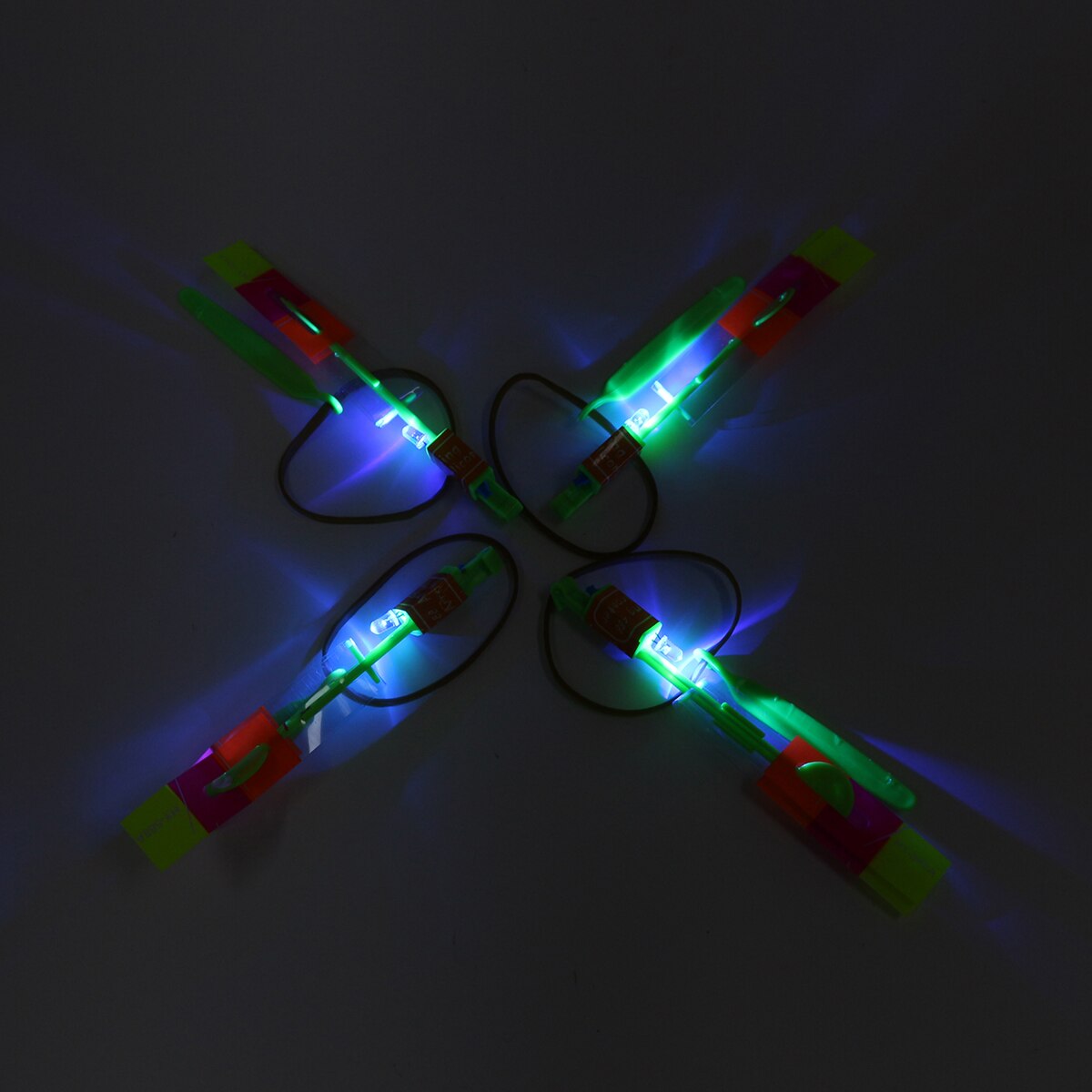 12 Stuks Kinderen Speelgoed Led Vlieger Led Roterende Verbazingwekkende Licht Pijl Vliegtuig Helikopter Flying Umbrella Kinderspeelgoed