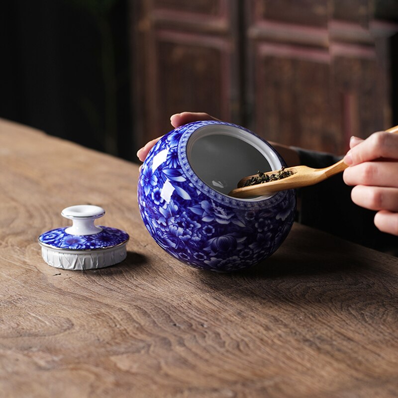 Blue and White Porcelain Storage Jars Small Ceramic Peony Pattern Airtight Jars Classical Porcelain Tea Cans Kitchen Containers