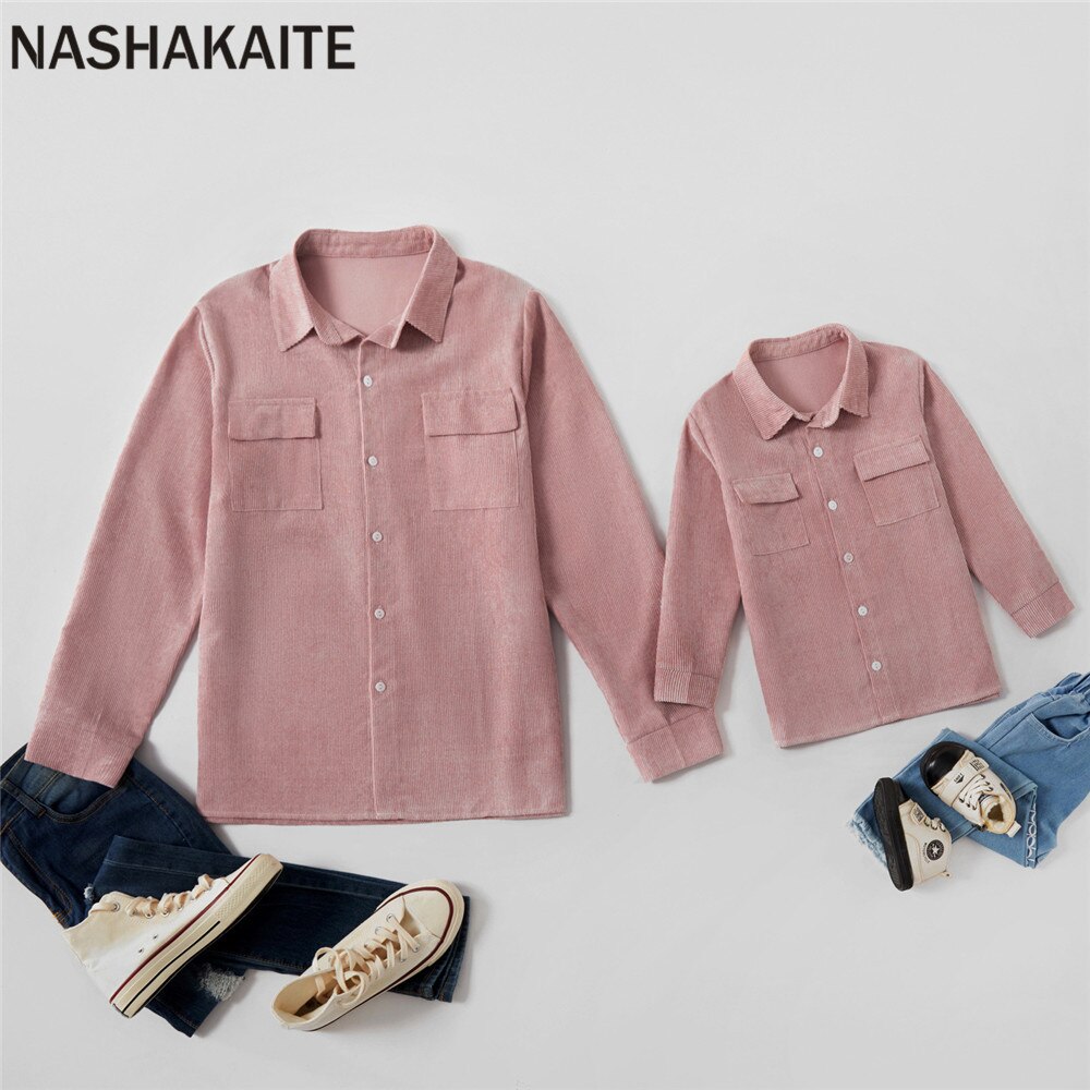 Nashakaite mor og datter tøj pink corduroy lomme varm bluse familie look efterår familie skjorter mor og mig tøj