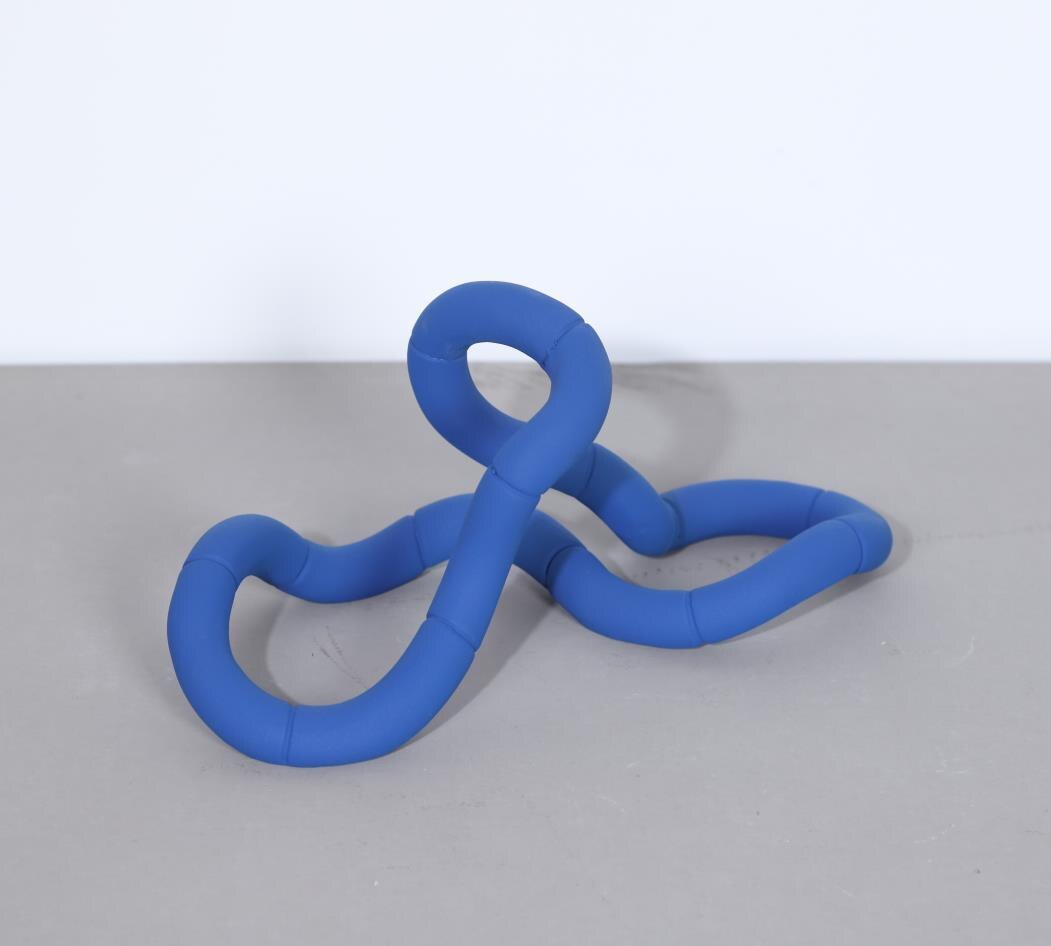 IHOME Modern Blue Abstract Curve Line Sculpture Modeling Minimalist Home Living Room Office Hotel Desktop Art Layout 2022