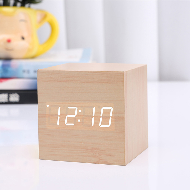 Mini houten geluiden controle klok moderne houten digitale led bureau wekker nachtkastje klok kalender tafeldecoratie: D