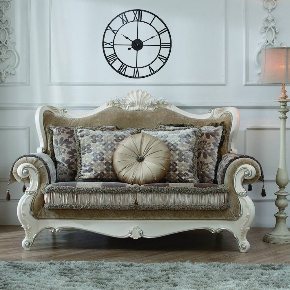 Atmospheric simple retro metal wrought iron clock wall clock modern living room cafe quiet decoration quartz clock