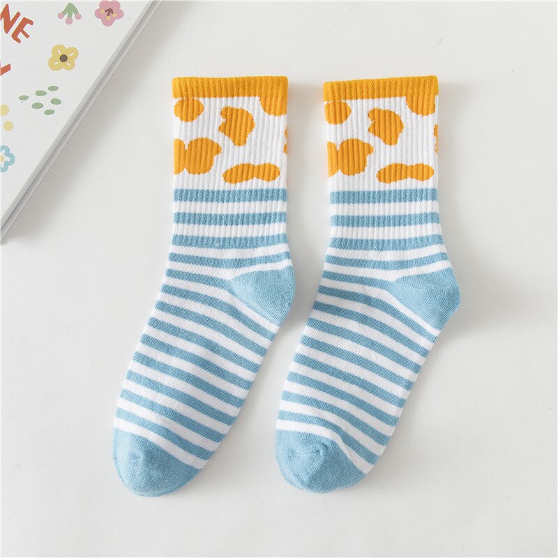 Japanse retro zwart witte koe in de buis persoonlijkheid all-match sportsokken ijs strepen casual trendy damessokken: 2