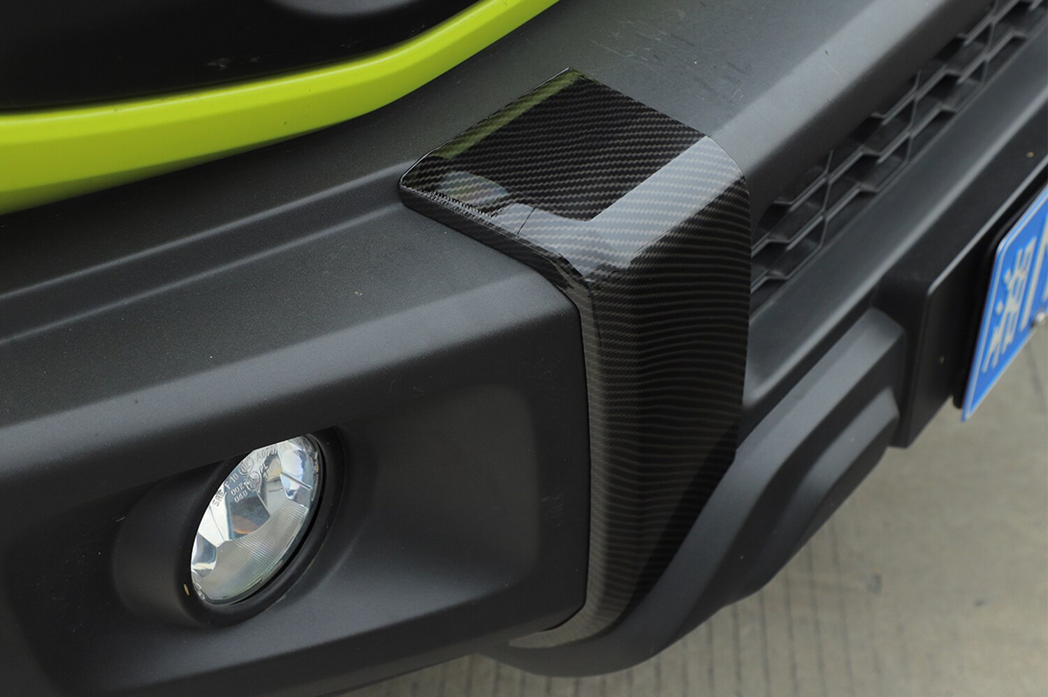 Autocollant de décoration pour pare-choc avant, en Fiber de carbone ABS, pour Suzuki Jimny , , , 2022, accessoires extérieurs de voiture