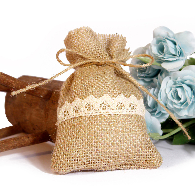 50PCS Burlap Bags Natural Jute Large Burlap Pouch Sack Favor Bag for Showers Weddings Parties and Receptions - 10x14 CM