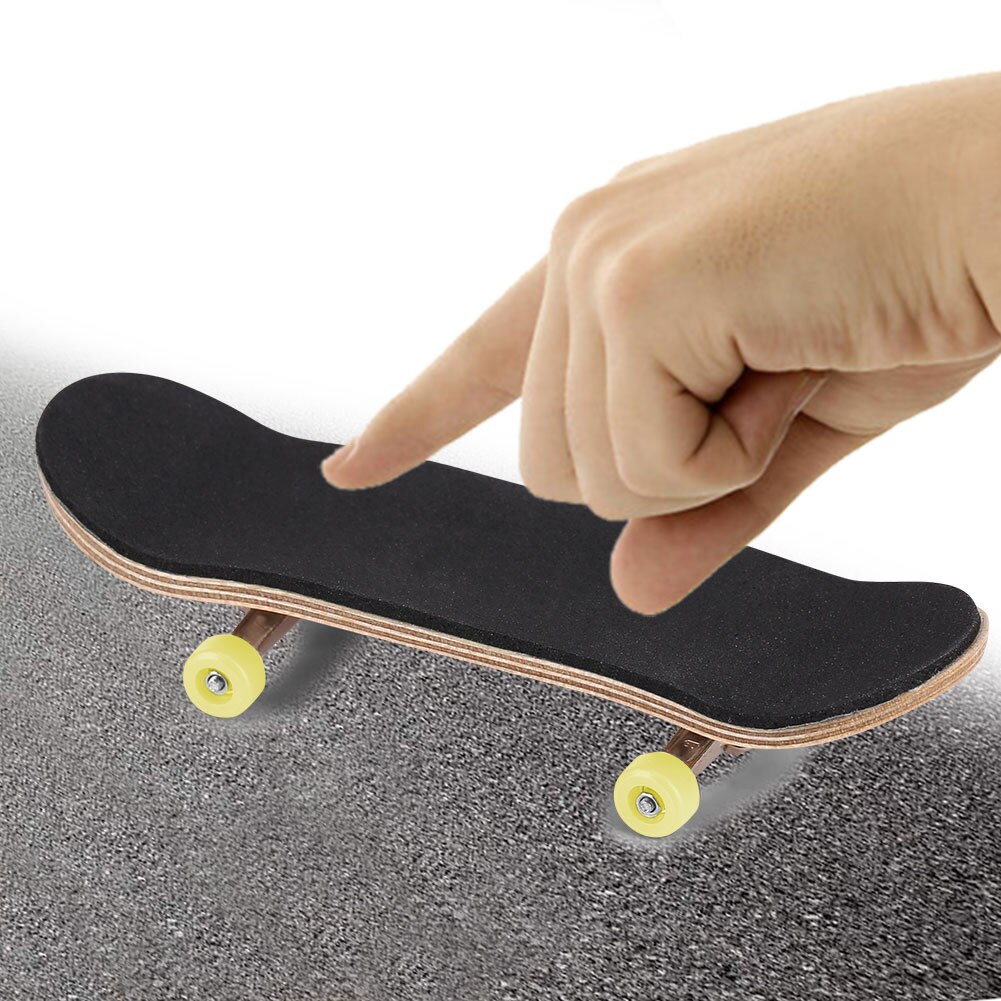 1 sæt træ gribebræt skateboard med æske børn dæk sport spil ahorn nyhed finger legetøj til voksne børn 6 farver