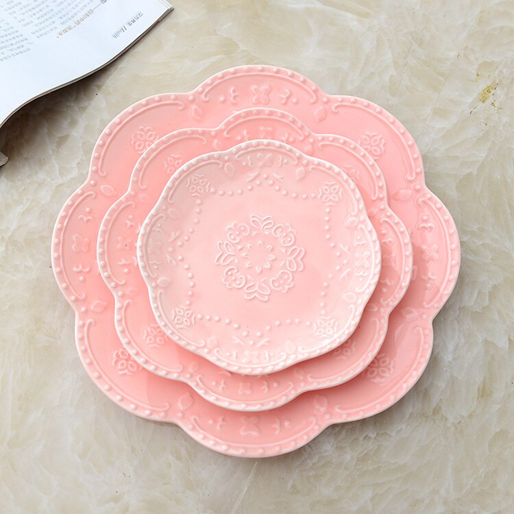 Lace Bloem Europese Stijl Vlakke Plaat Westerse Steak Plaat Reliëf Ronde Ondiepe Plaat Zuiver Wit Bone China Dessert Lade Thuis: 1Pc Pink / 6 inch