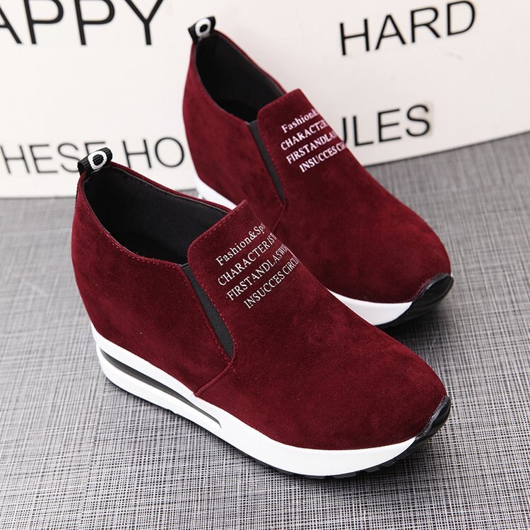 Stijlvolle herfst dames dames slip-on toenemende verborgen wig hoge hakken casual dames meisjes casual suède mocassins mujer schoenen  r526