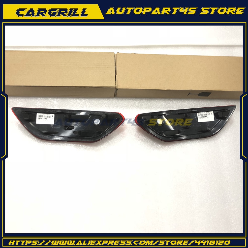 Bakre stötfångare markörkåpa reflektor vänster+höger för porsche cayenne 958 631 105 00 , 958 631 106 00