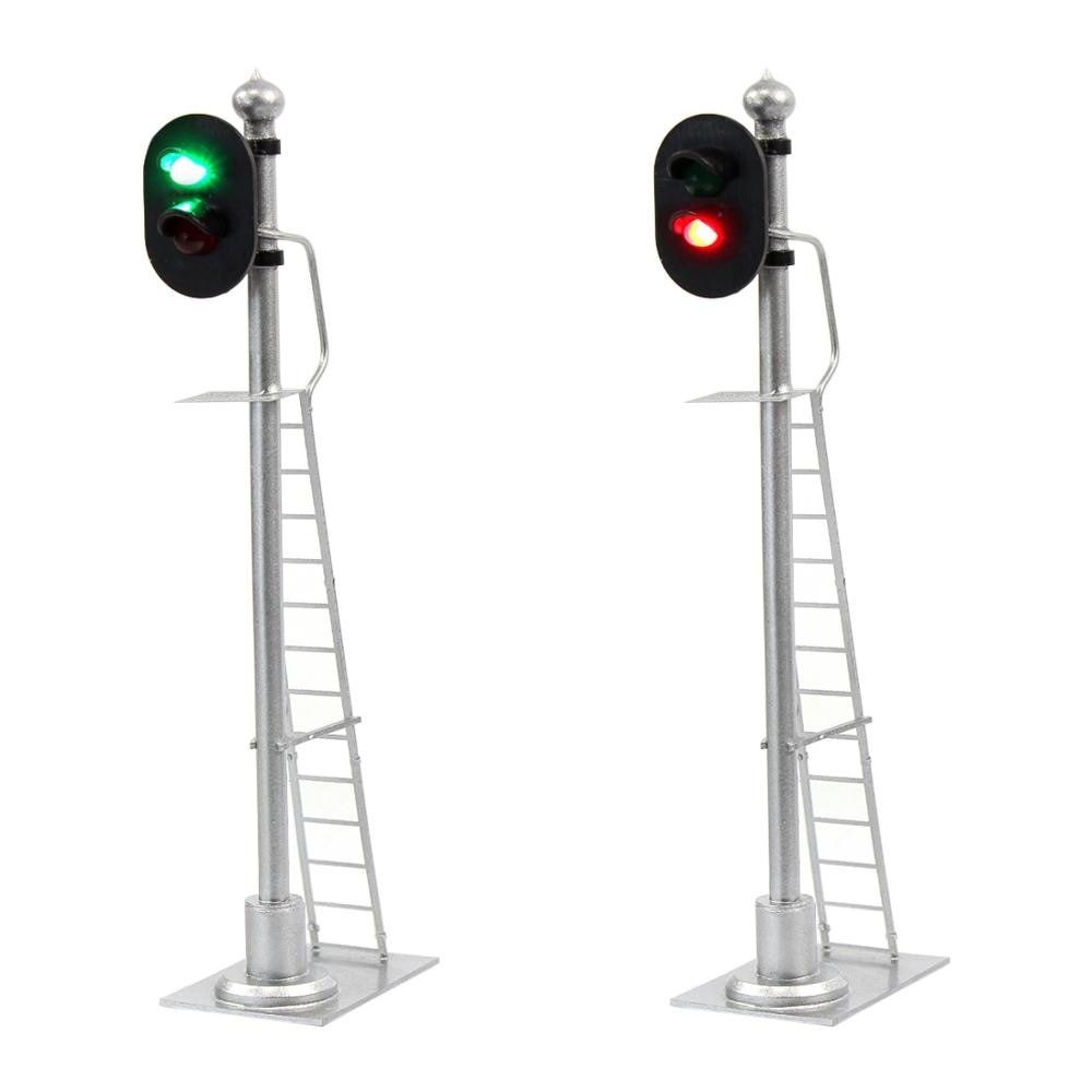 2pcs Model Railway Signals O Scale 1:43 Green Red Block Signal Traffic Light Silver Post with Ladder
