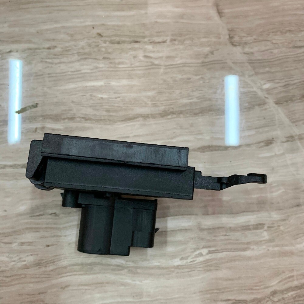 Actuador de cerradura de puerta delantera izquierda para Chevy Aveo Pontiac G3 96272638 9044508 90766594